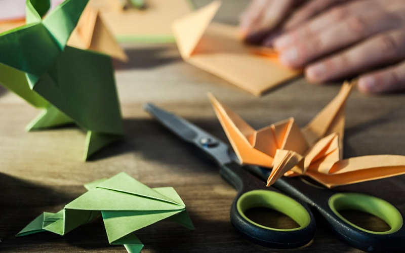 origami art of paper folding